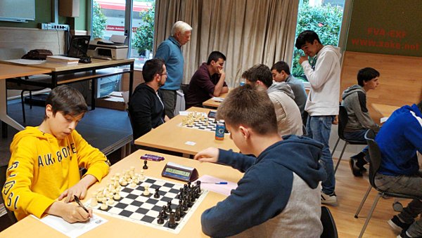 Campeonato de Euskadi de Ajedrez Juvenil y Cadetes Primera ronda de los Campeonato de Euskadi de Ajedrez Juvenil y Cadetes